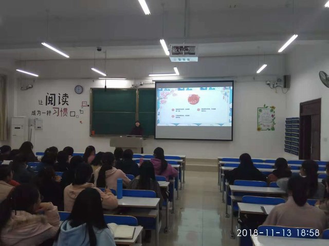 周莉2.jpg 周莉2.jpg